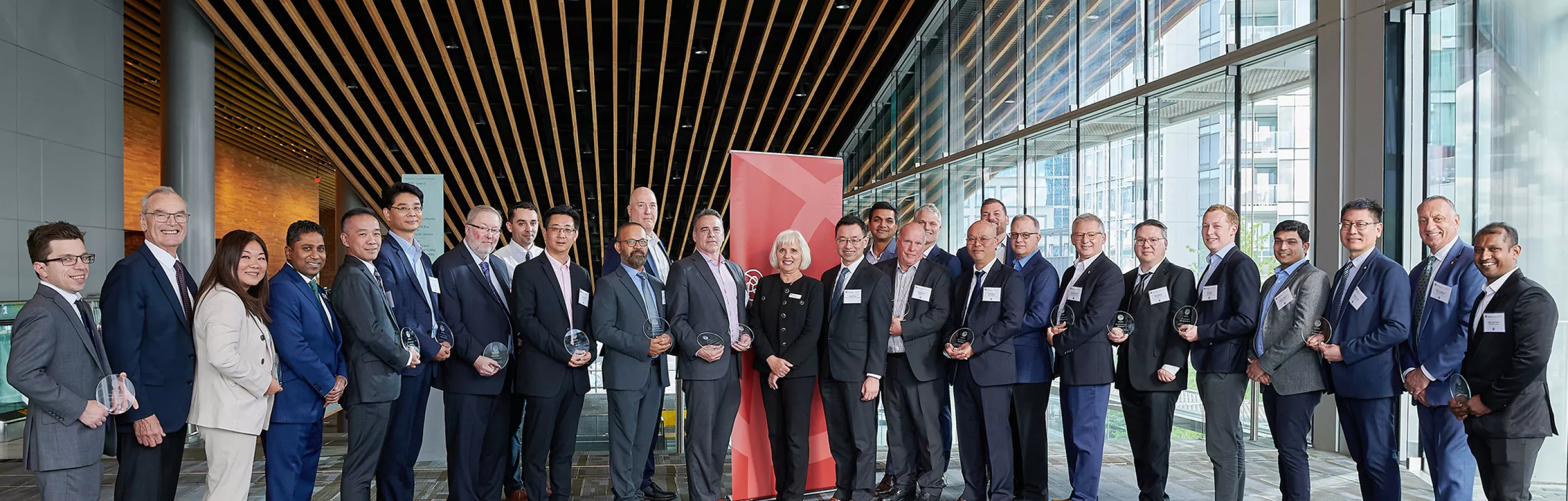 Photo de groupe des lauréats du Prix du Cercle Bleu 2024