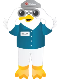 Salty, la mascotte, regarde à travers des jumelles